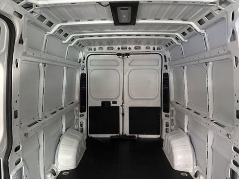 Used 2023 RAM ProMaster 2500 image 22
