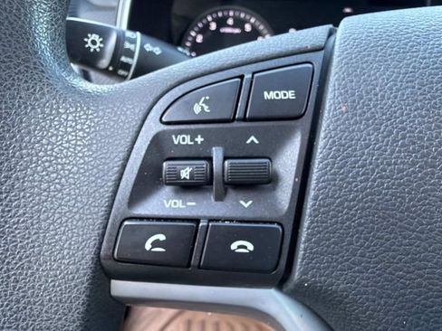 Used 2021 Hyundai Tucson Value FWD image 27