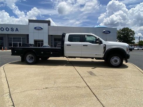 New 2025 Ford F550 4x4 Crew Cab Super Duty image 2