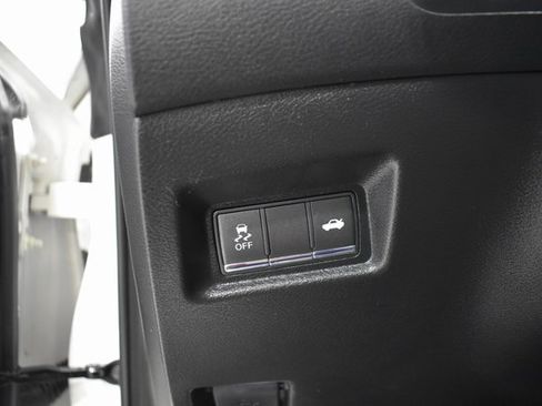 Used 2018 INFINITI Q60 3.0t Sport w/ Sensory Package 3.0T Sport image 24