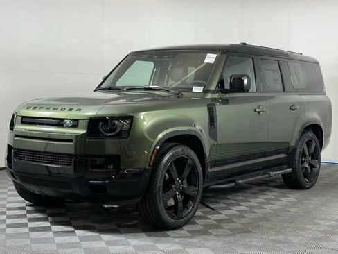 New 2026 Land Rover Defender 130 X-Dynamic SE image 2