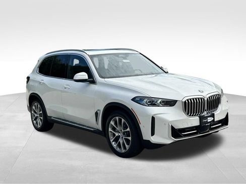 Used 2025 BMW X5 xDrive40i w/ Climate Comfort Package AWD/4WD image 6