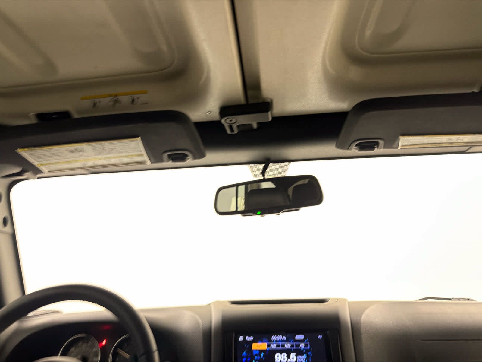 Used 2018 Jeep Wrangler Unlimited Sahara AWD/4WD image 19