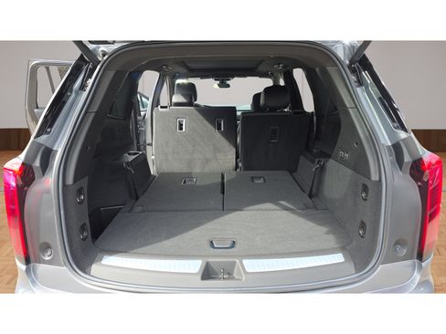 Used 2022 Cadillac XT6 Premium Luxury AWD/4WD image 29