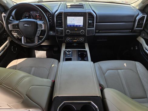 Used 2020 Ford Expedition Platinum image 19