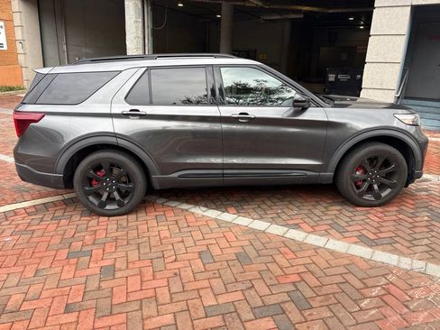 Used 2020 Ford Explorer ST w/ ST Street Pack AWD/4WD image 2