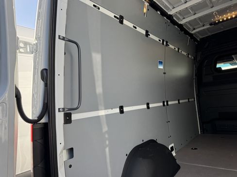 New 2025 Mercedes-Benz Sprinter 2500 image 8