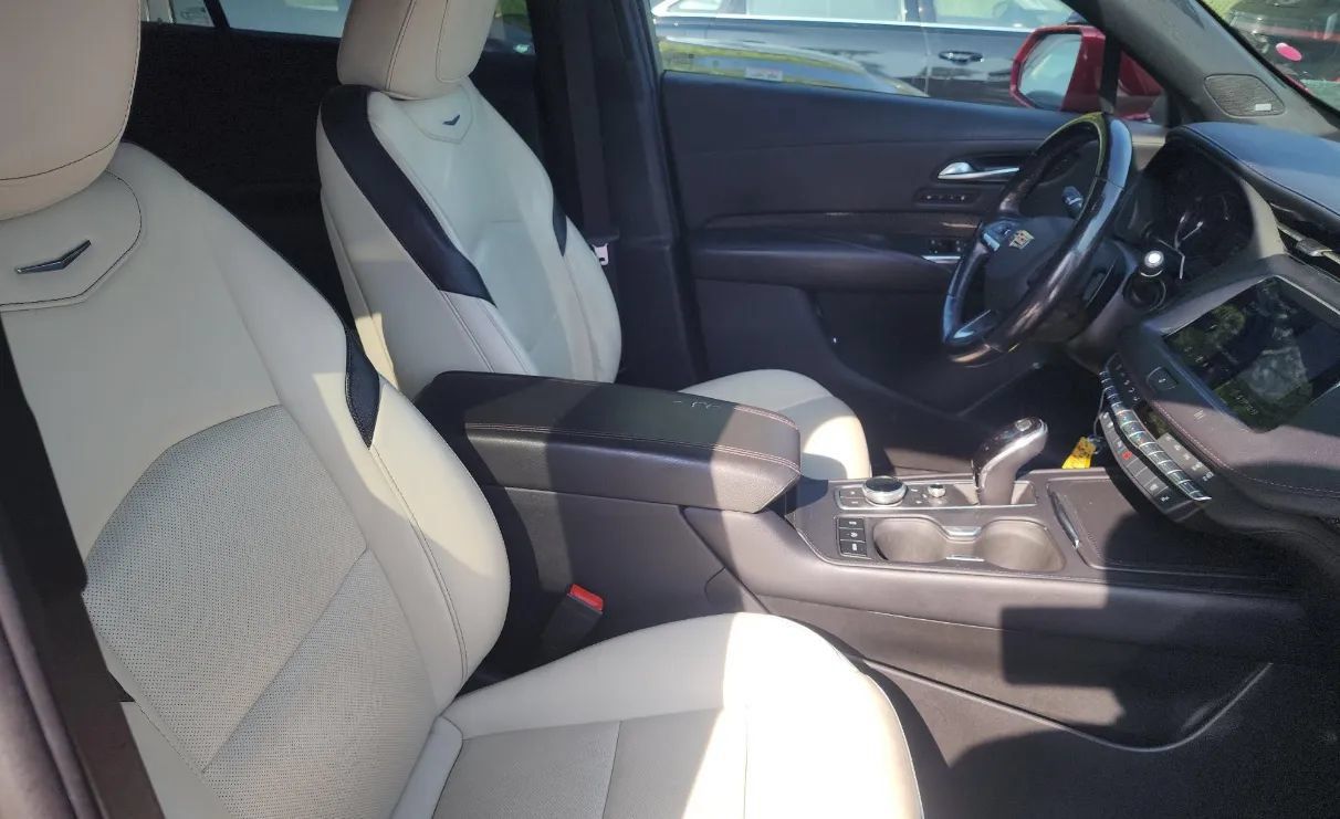 Used 2020 Cadillac XT4 Sport AWD/4WD image 8