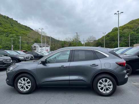 Certified 2023 Ford Escape Active w/ Tech Pack #1 AWD/4WD image 6