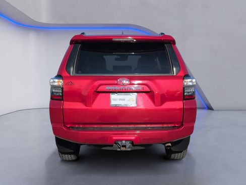 Used 2021 Toyota 4Runner SR5 Premium image 13