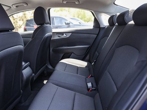 Used 2021 Kia Forte LXS FWD image 16