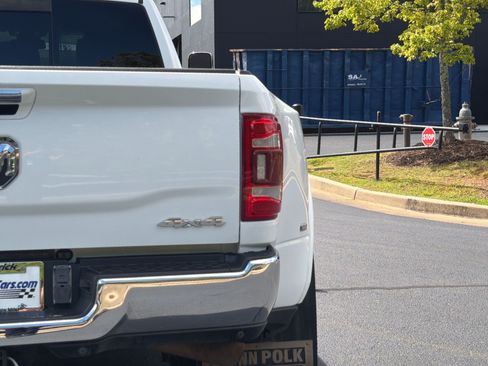 Used 2022 RAM 3500 Laramie AWD/4WD image 23