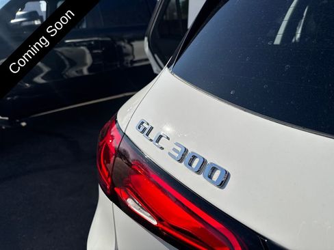 Used 2025 Mercedes-Benz GLC 300 4MATIC image 93