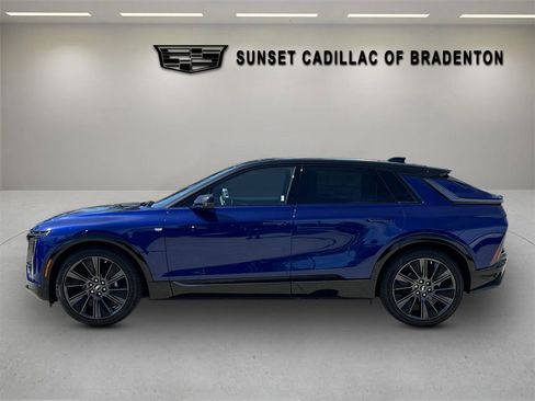 New 2025 Cadillac Lyriq Sport image 4