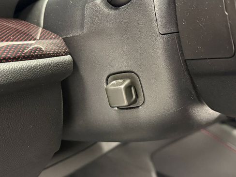 Used 2024 Chevrolet Traverse RS w/ LPO, Floor Liner Package image 27