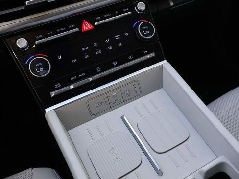 Used 2026 Hyundai Santa Fe SEL image 17