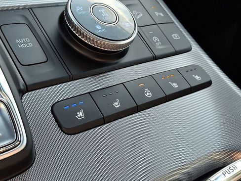 Used 2023 Hyundai Palisade Calligraphy image 26