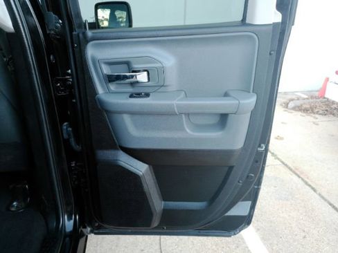 Used 2024 RAM 1500 Classic SLT image 20