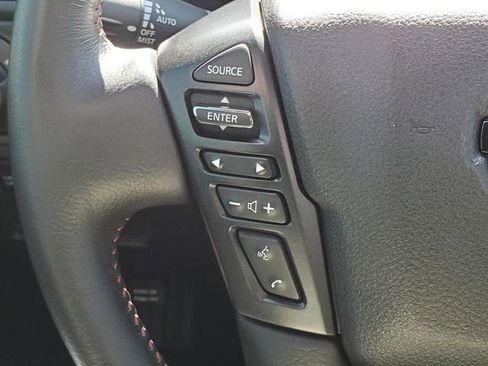 Used 2023 Nissan Titan PRO-4X w/ Pro-4x Convenience Package image 19