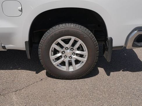 Used 2021 Chevrolet Silverado 1500 LT AWD/4WD image 13