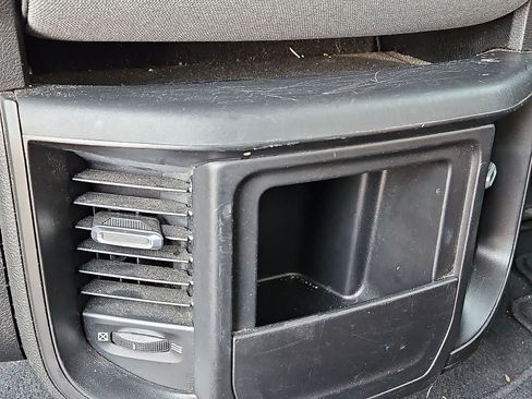Used 2019 RAM 1500 Big Horn AWD/4WD image 26