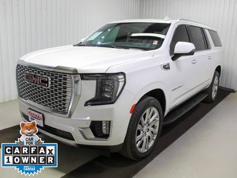 Used 2021 GMC Yukon XL Denali image 3