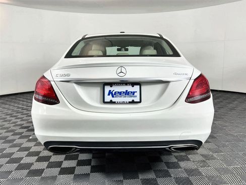 Used 2019 Mercedes-Benz C 300 4MATIC Sedan image 5