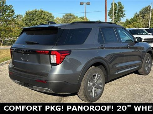 New 2025 Ford Explorer Active w/ Active Comfort Package image 28