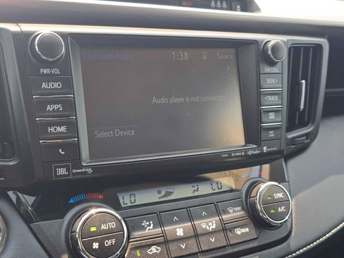 Used 2018 Toyota RAV4 Limited w/ Advanced Technology Package AWD/4WD image 27