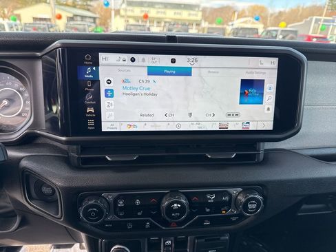 Certified 2024 Jeep Wrangler Sport S image 12