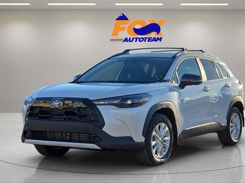 New 2026 Toyota Corolla Cross LE image 1