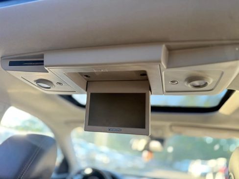 Used 2017 Buick Enclave Premium w/ Experience Buick Package AWD/4WD image 25