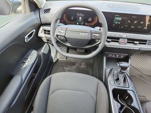 New 2026 Kia K4 FWD image 15