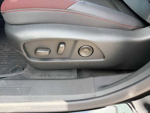 New 2026 Chevrolet Equinox RS w/ Convenience Package III FWD image 17