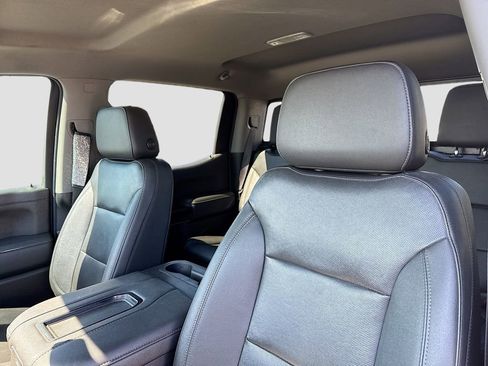Used 2022 GMC Sierra 1500 SLT image 12