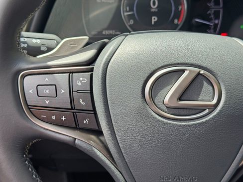Used 2020 Lexus ES 350 w/ Premium Package FWD image 22