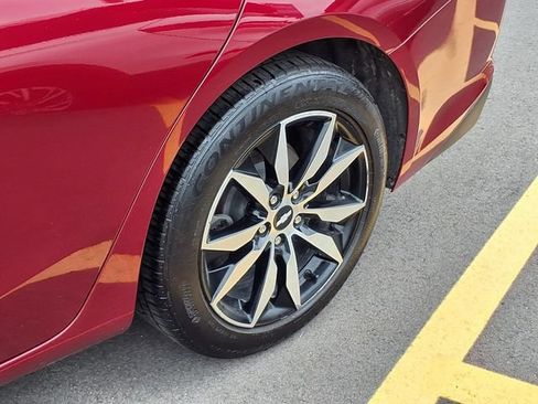 Used 2018 Chevrolet Malibu LT FWD image 27