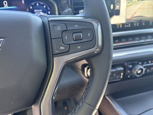 Used 2023 Chevrolet Silverado 1500 High Country w/ High Country Premium Package AWD/4WD image 27