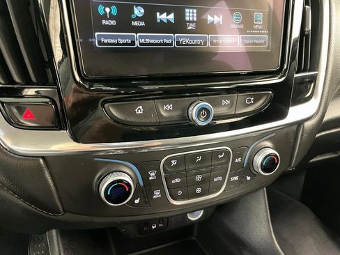 Certified 2018 Chevrolet Traverse LT image 23