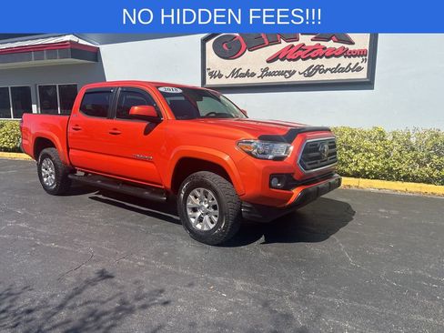Used 2018 Toyota Tacoma SR5 image 2