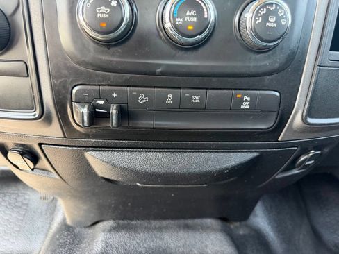 Used 2017 RAM 2500 Tradesman w/ Chrome Appearance Group AWD/4WD image 39