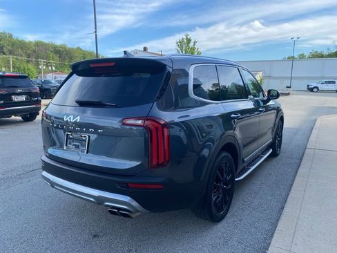 Used 2022 Kia Telluride SX FWD image 2