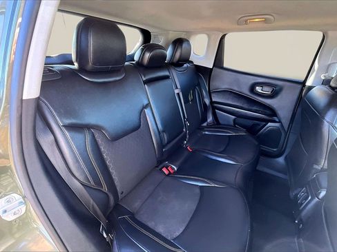 Used 2021 Jeep Compass Latitude image 27