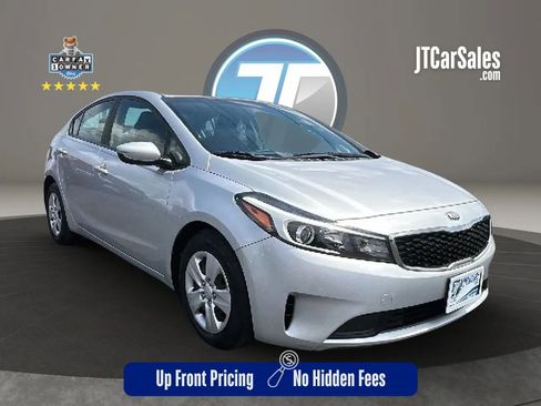 Used 2017 Kia Forte LX FWD image 1