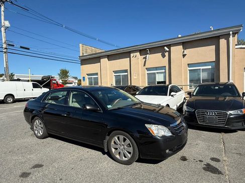 Used 2007 Toyota Avalon XLS image 1