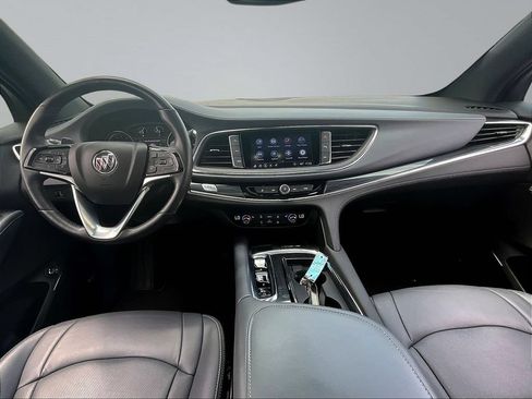 Used 2023 Buick Enclave Essence w/ Experience Buick Package AWD/4WD image 9
