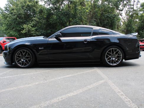 Used 2014 Ford Mustang GT w/ Equipment Group 301A RWD image 26