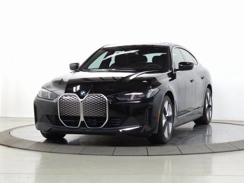 New 2026 BMW i4 xDrive40i w/ Parking Assistance Package image 3
