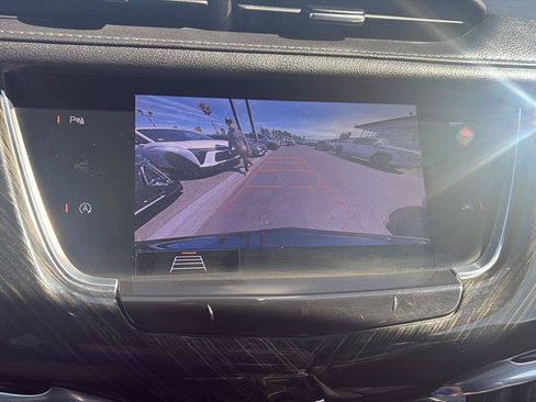 Used 2020 Cadillac XT6 Premium Luxury AWD/4WD image 35