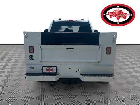 Used 2022 Ford F250 XL w/ Power Equipment Group RWD image 6